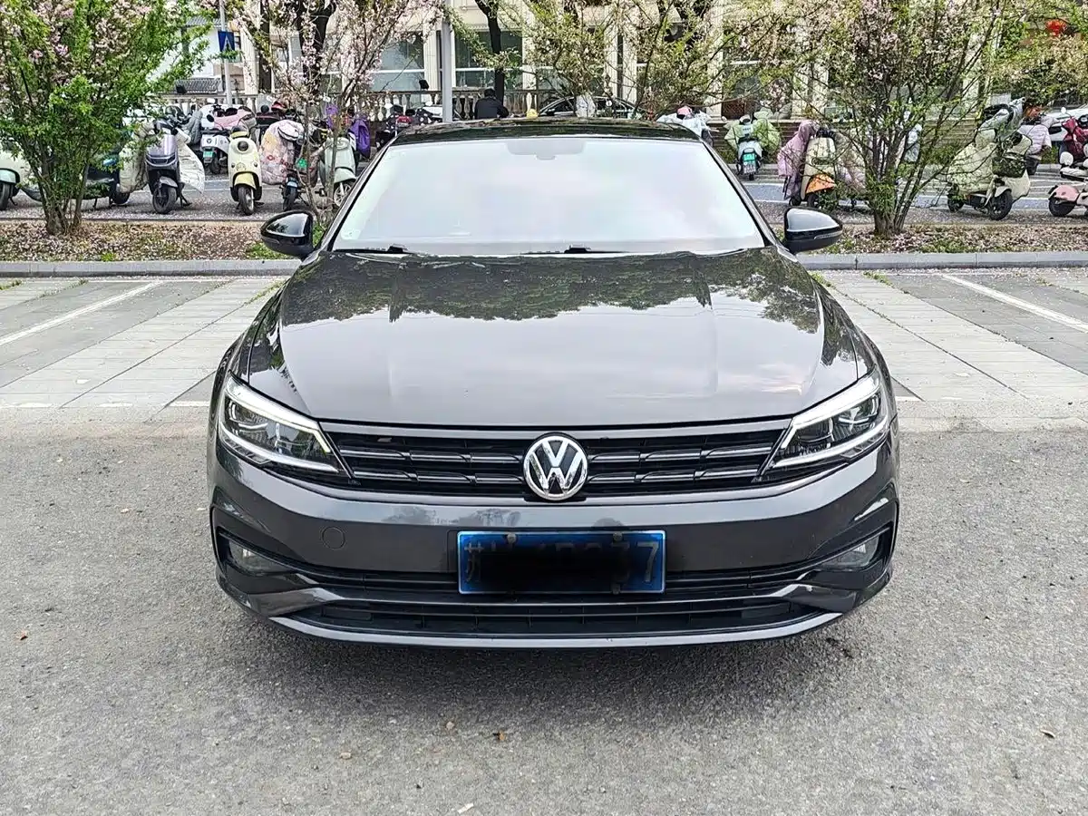 Volkswagen Lamando 2021 280TSI DSG Comfort Edition фото 2