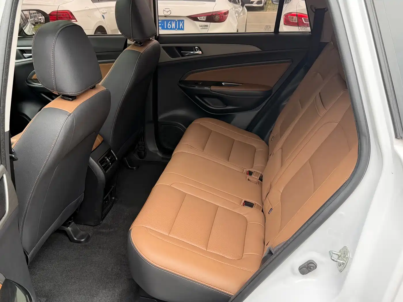 CHANGAN CS75
