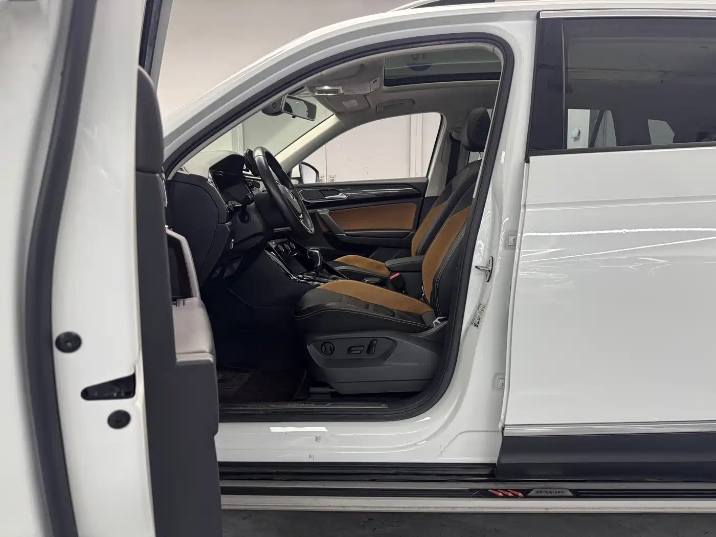 Volkswagen Tayron 2019 330TSI 4WD Luxury China VI фото 4