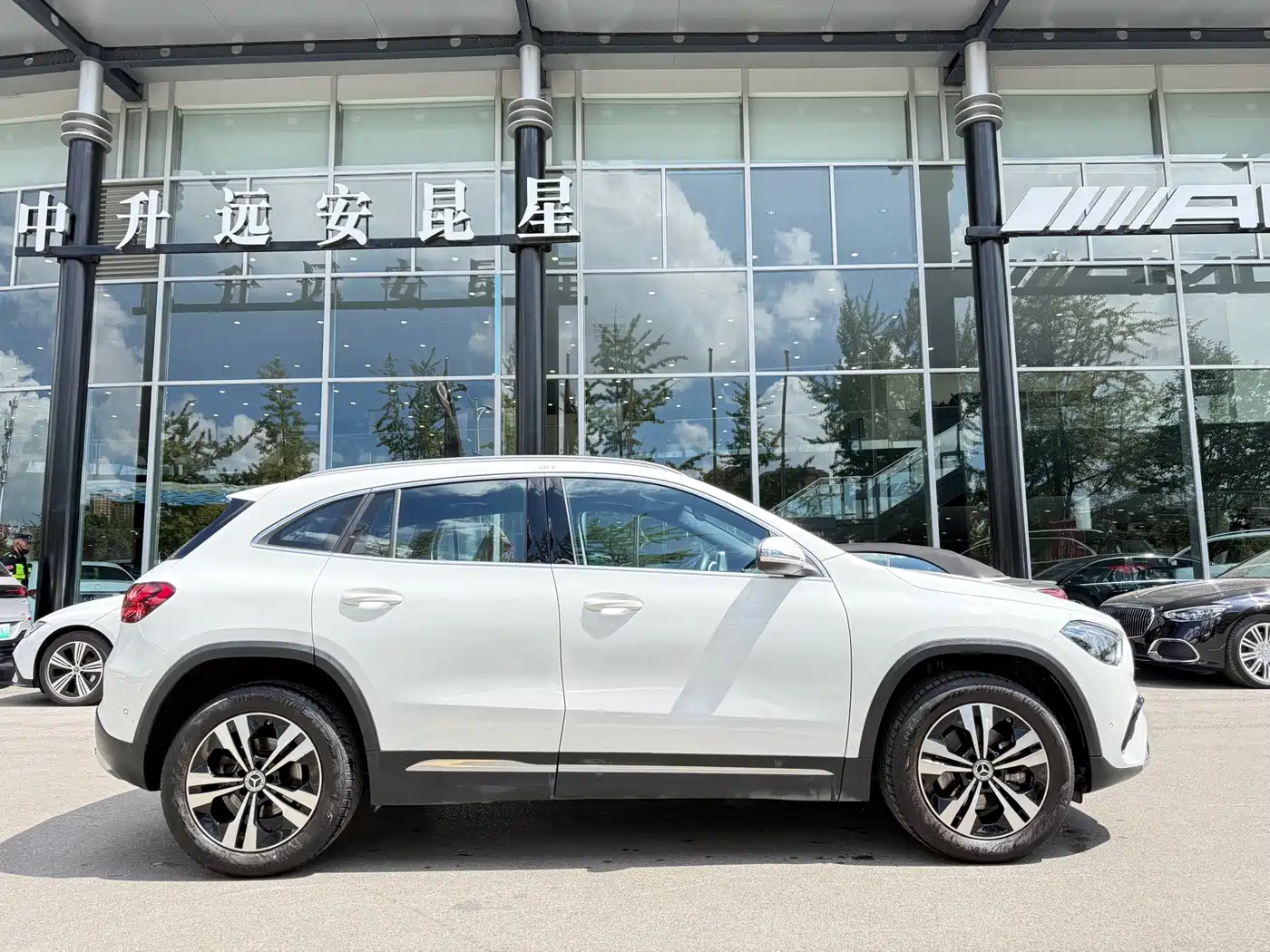 Mercedes-Benz GLA 2024 2024 GLA 200