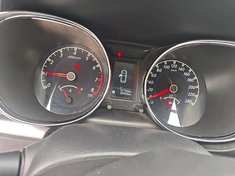 Venucia T70 2017 2016 1.6L Manual Rui Xing Edition