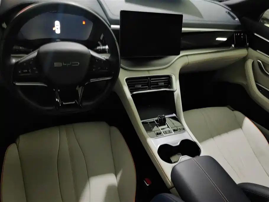 BYD Song PLUS PHEV 2023 Champion Edition DM-i 110KM Flagship фото 16