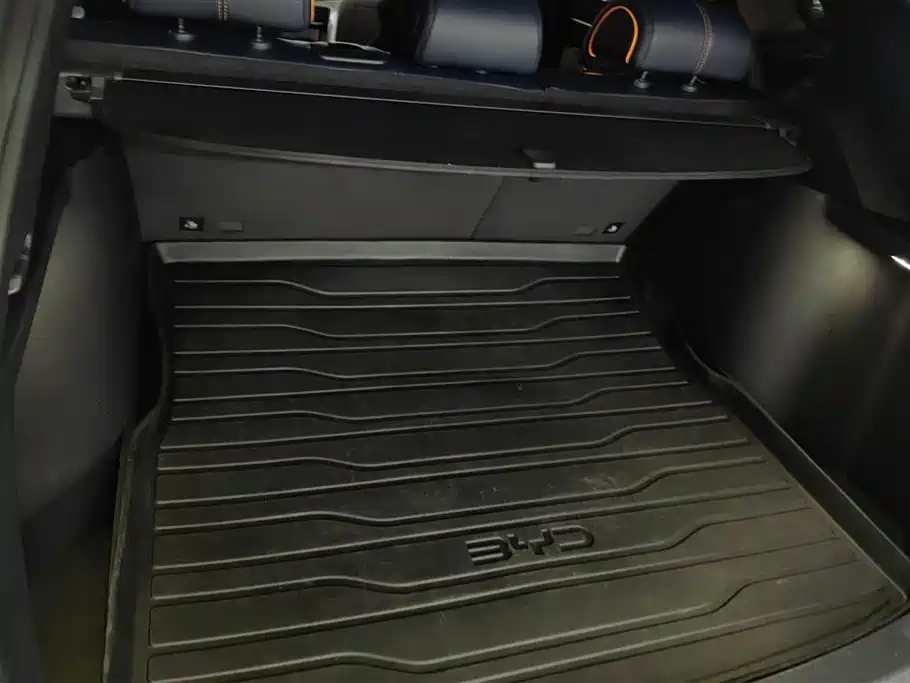 BYD Song PLUS PHEV 2023 Champion Edition DM-i 110KM Flagship фото 4