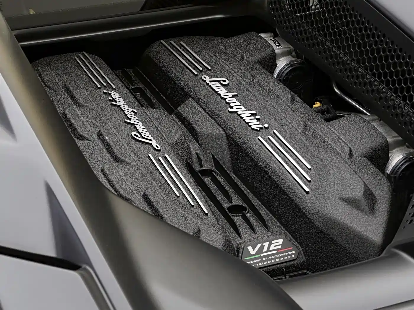 Lamborghini Revuelto 2025 2023 6.5L PHEV Standard
