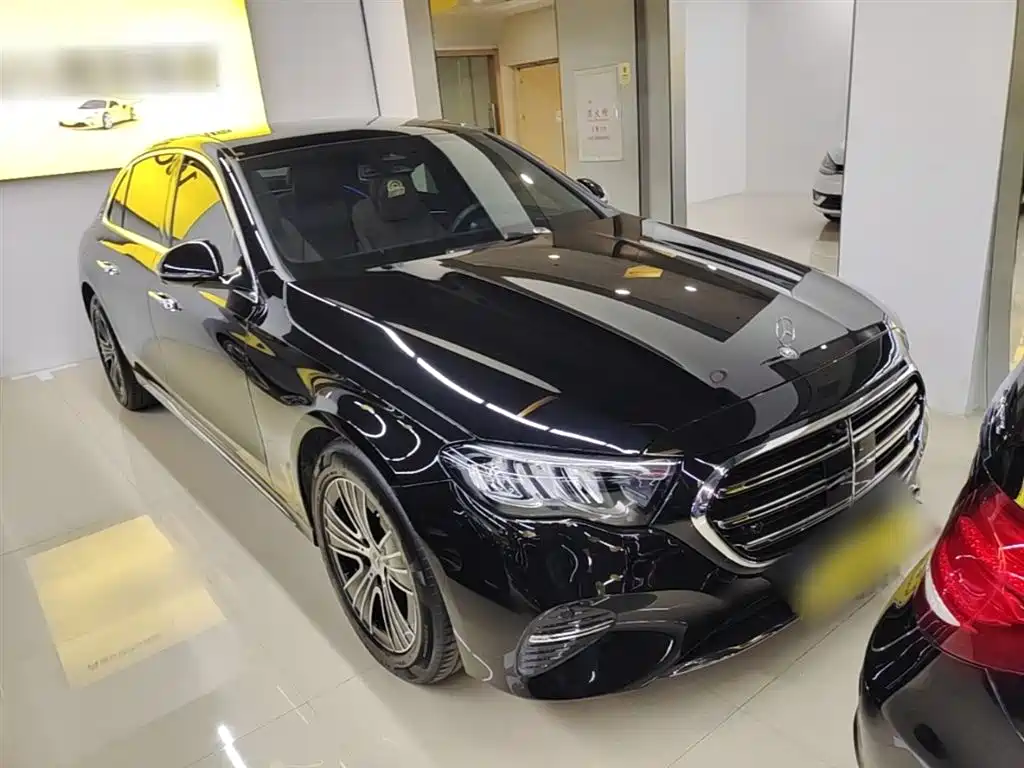 Mercedes-Benz E-Class 2025 E 260 L фото 4