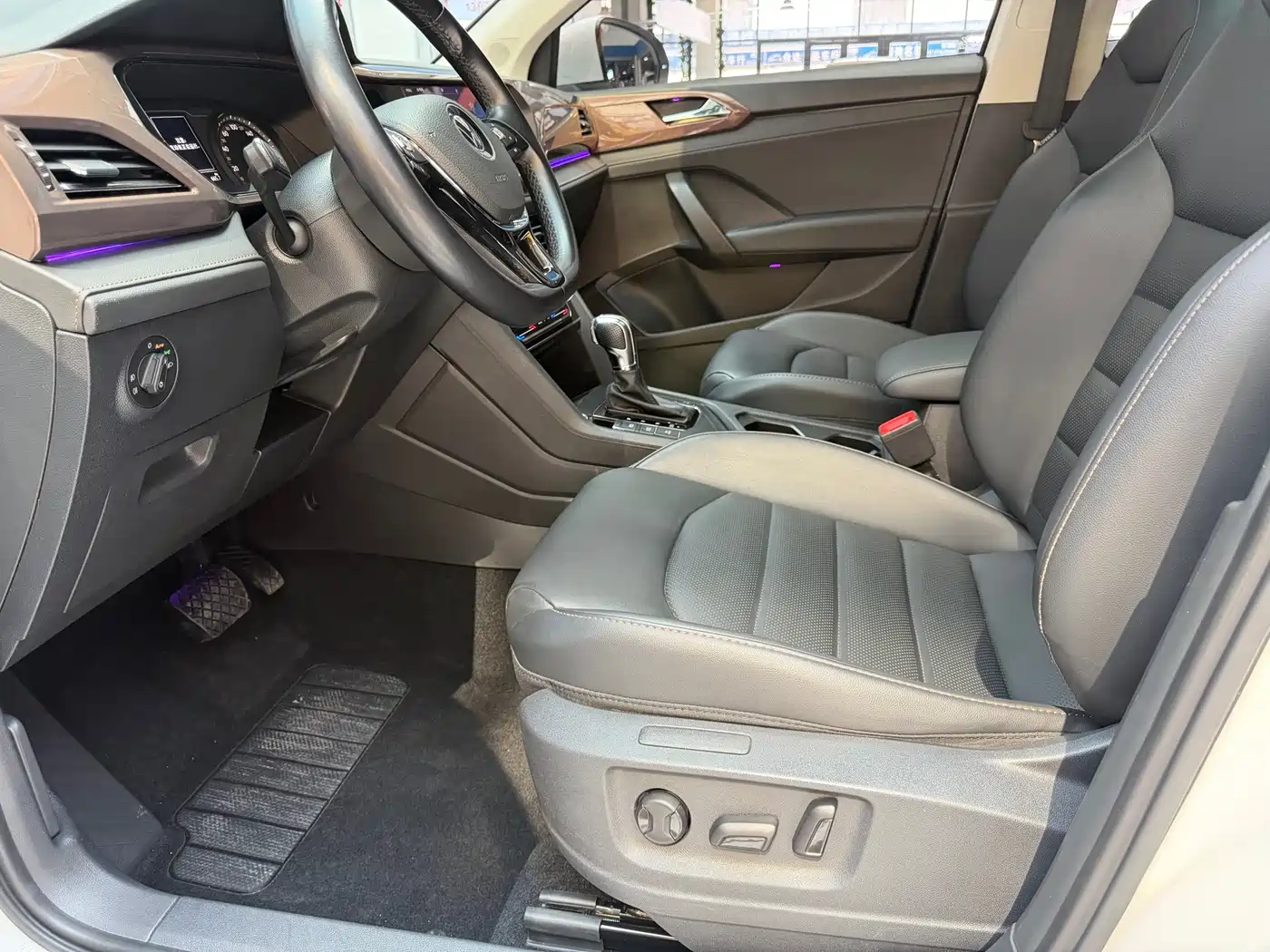 Volkswagen Tharu 2021 280TSI 2WD Luxury Plus фото 17
