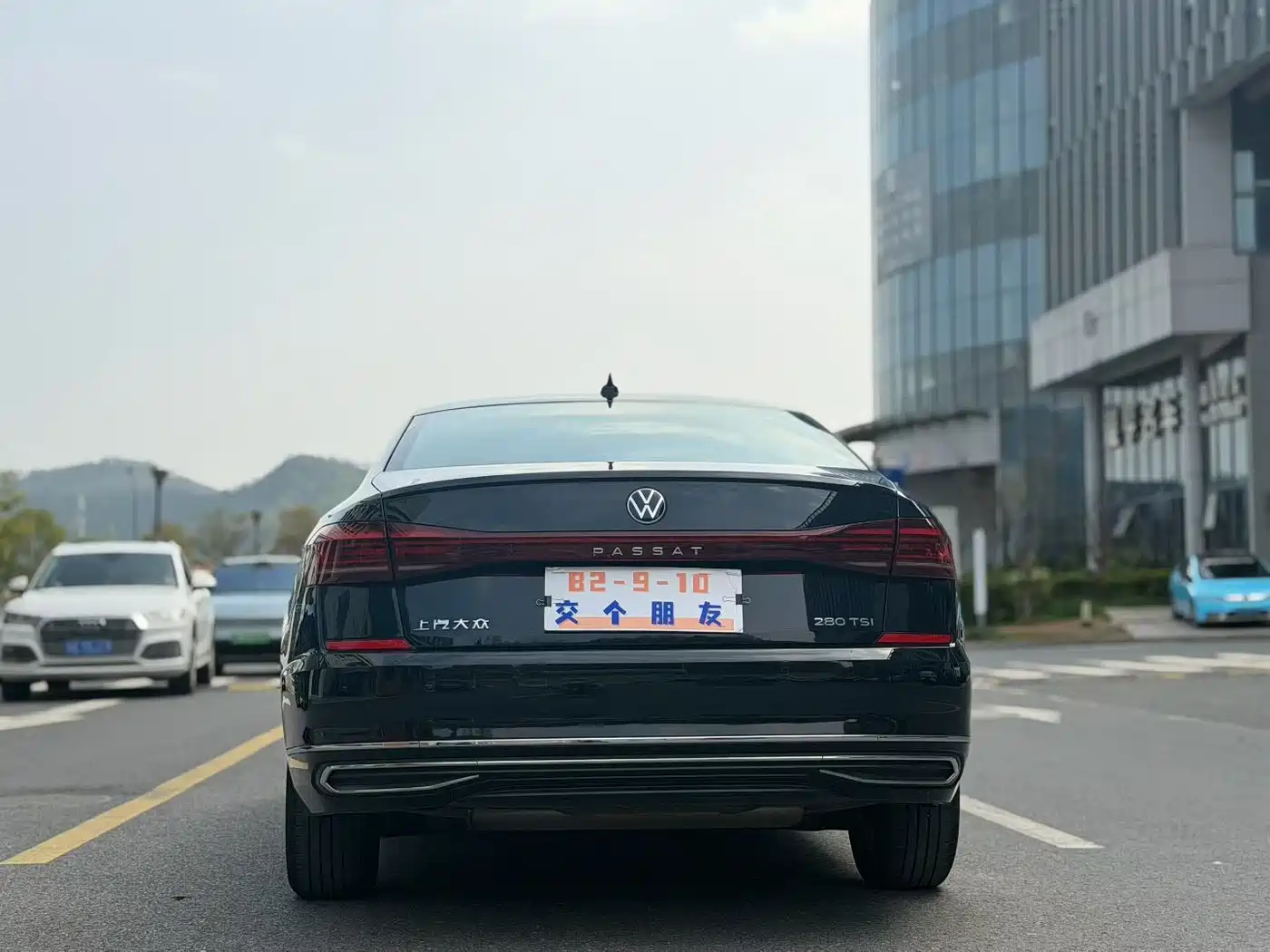 Volkswagen Passat 2024 280TSI Business Edition фото 8