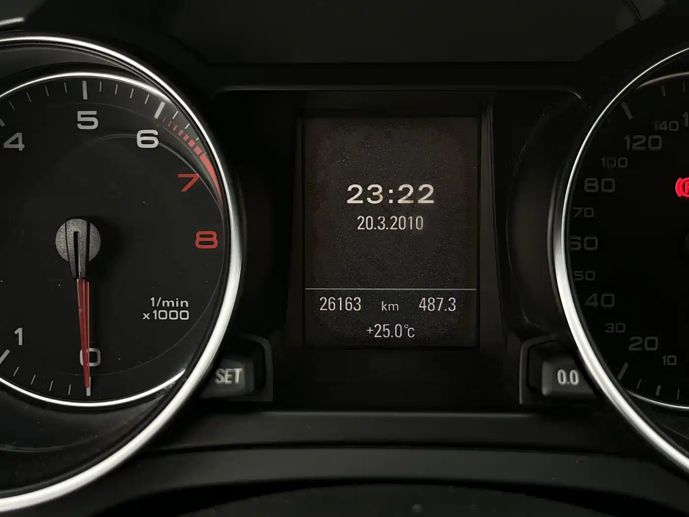 Audi A5 (Import) 2010 2.0TFSI Coupe фото 12