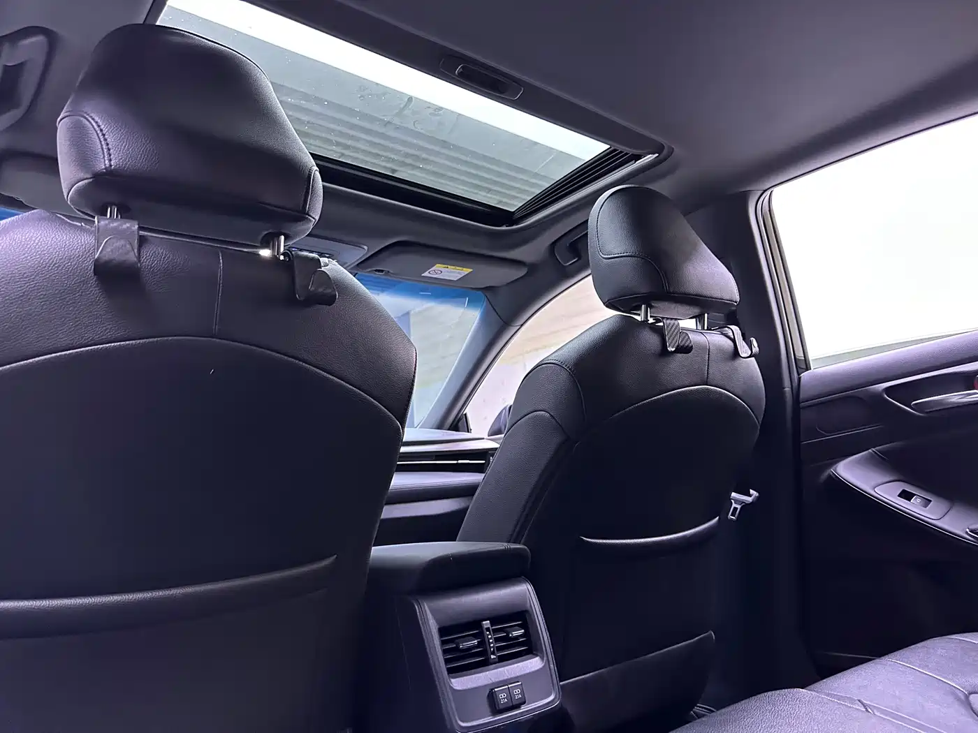 Toyota Avalon 2019 2.0L Progressive Edition (China VI) фото 13