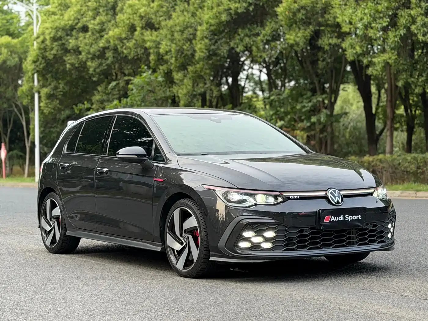 Volkswagen Golf GTI 2021 380TSI DSG GTI фото 3