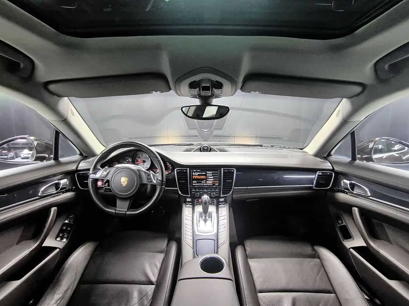 Porsche Panamera 2010 Model Panamera S 4.8L фото 9