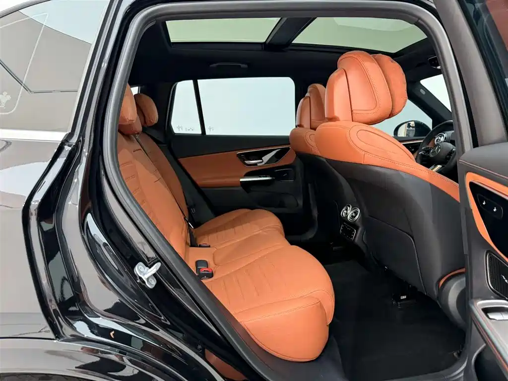 Mercedes-Benz GLC 2024 GLC 260 L 4MATIC Luxury 5-seater фото 20