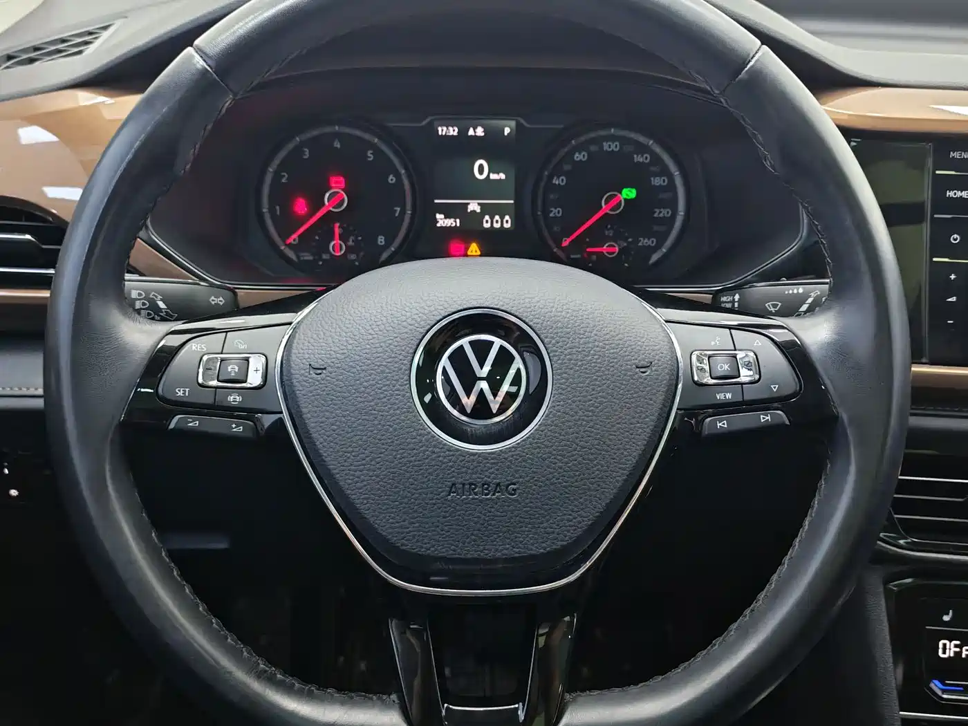 Volkswagen Tharu 2021 280TSI 2WD Luxury Plus фото 12