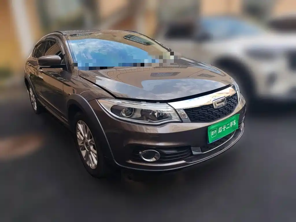 Фото 24 - Qoros 3