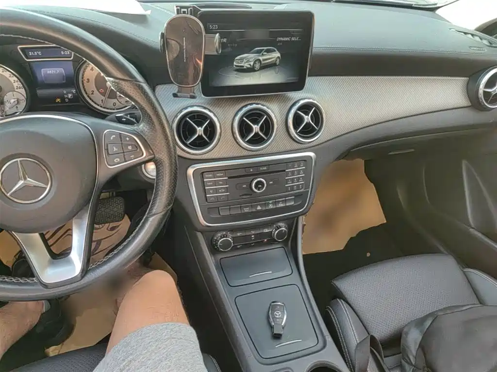 Mercedes-Benz GLA 2016 GLA 200 Fashion фото 10