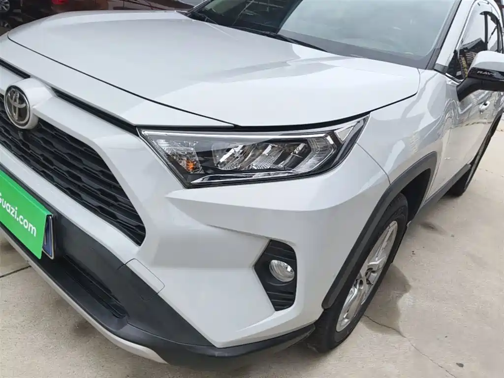 Toyota RAV4 Rongfang 2021 2.0L CVT 2WD Trend фото 24