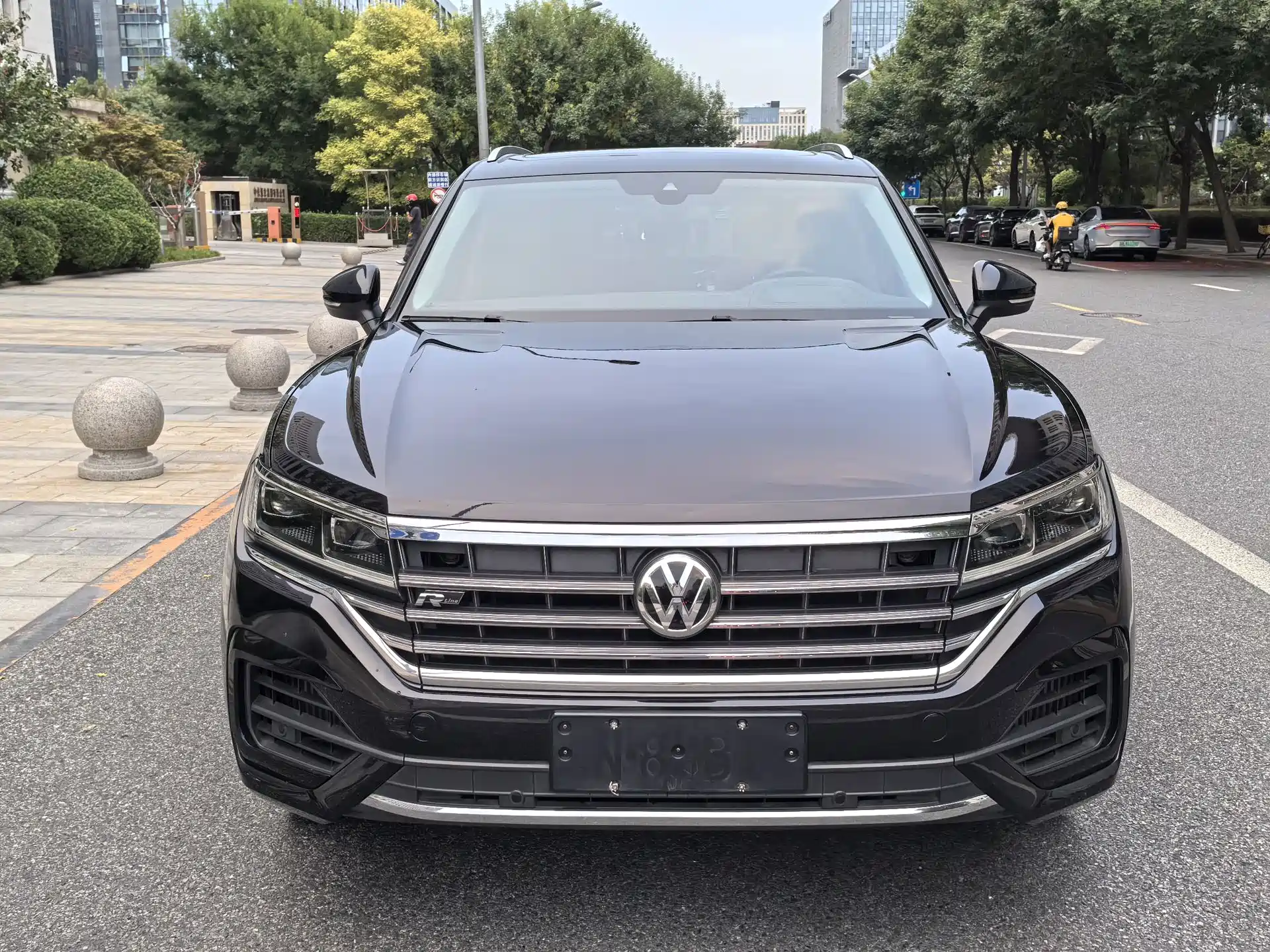 Фото 8 - Volkswagen Touareg