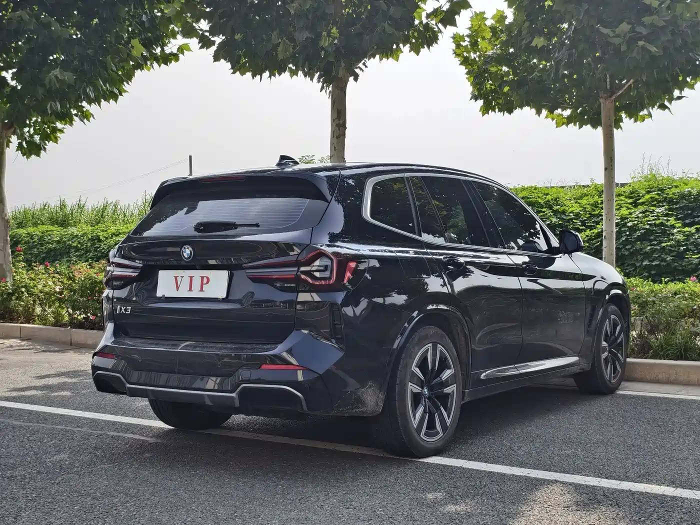 BMW iX3 2025 2024 Leading Edition