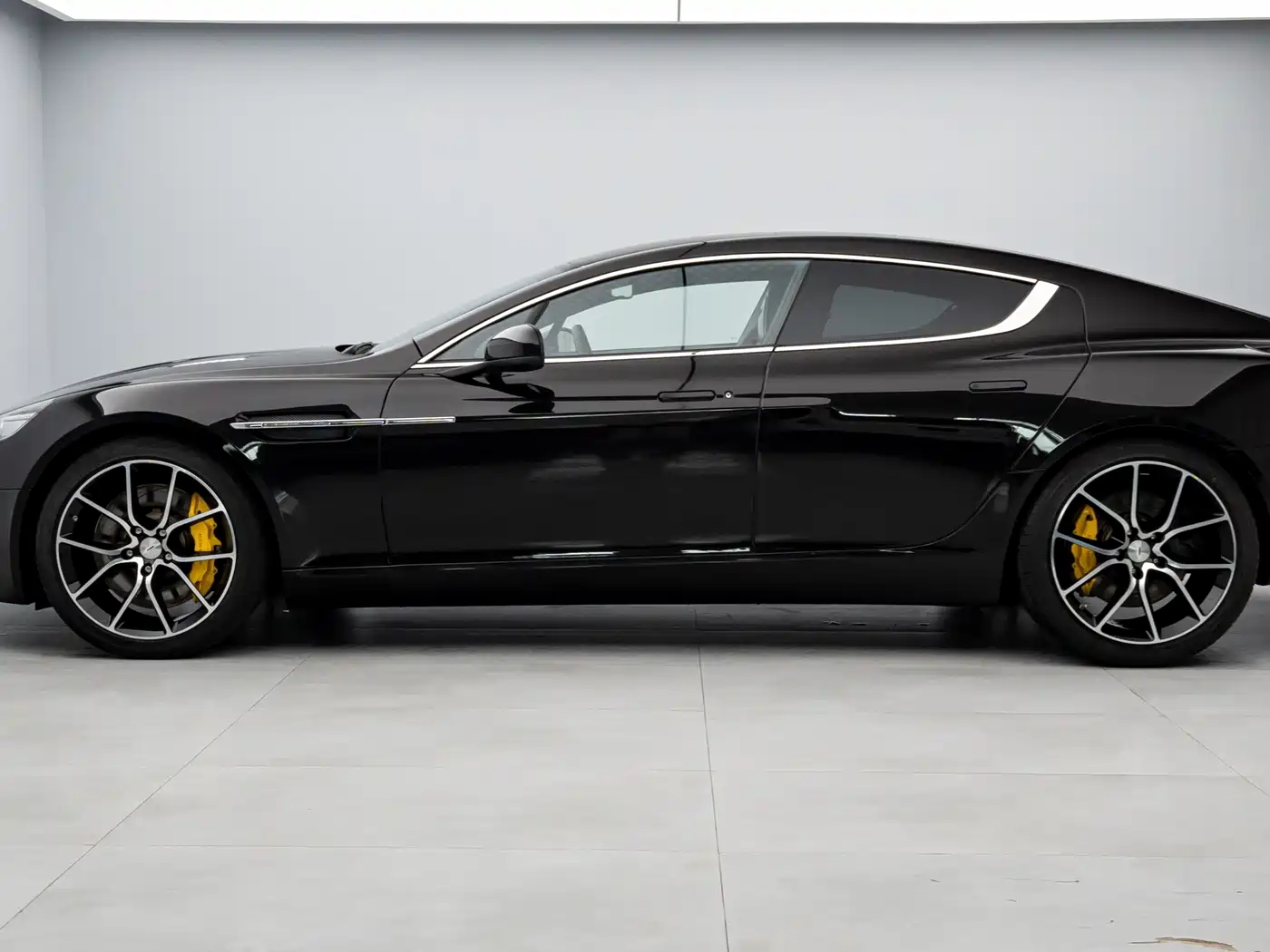Aston Martin Rapide 2013 2013 6.0L S