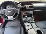 Фото 6 - Lexus IS