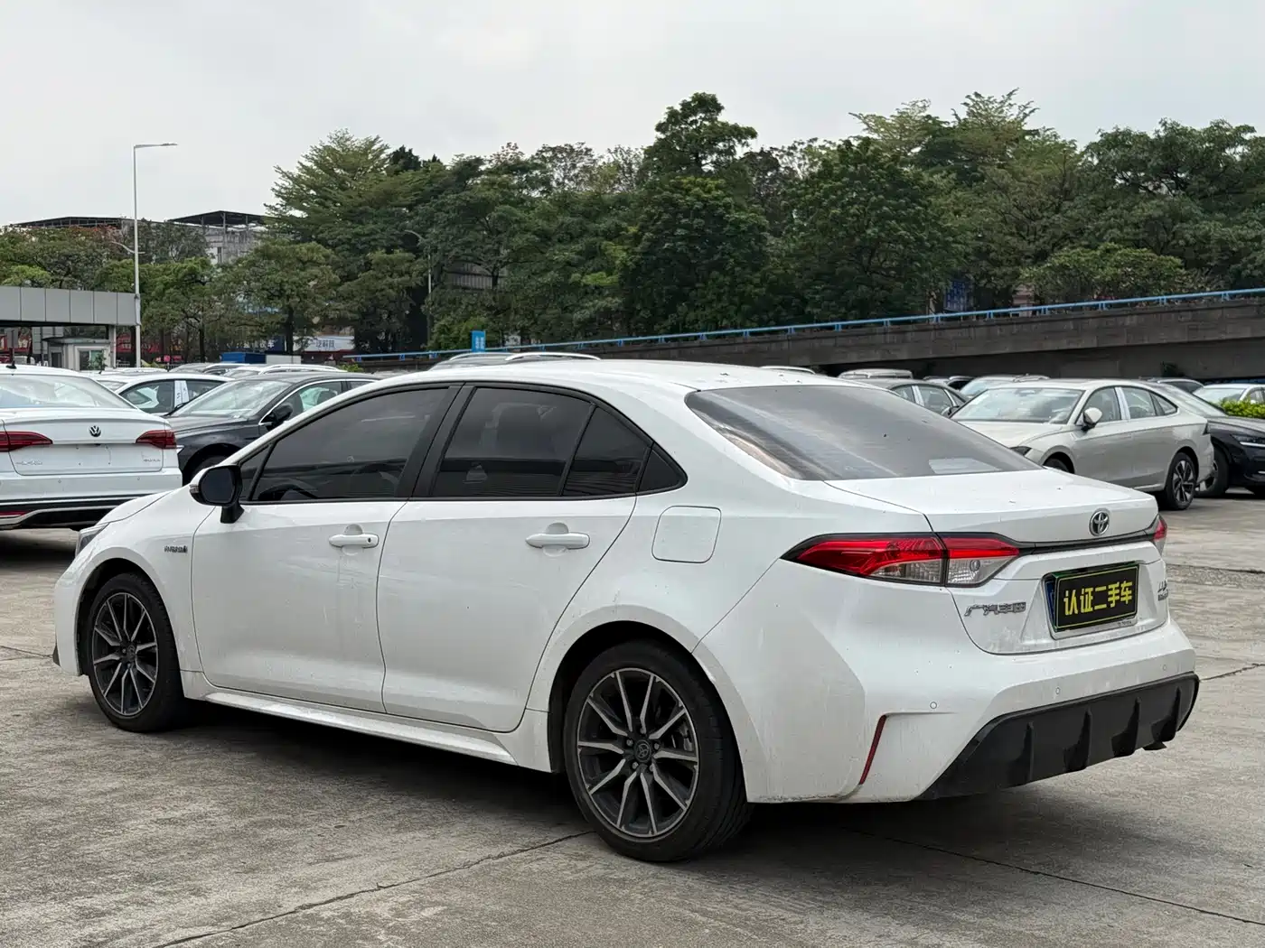 Toyota Levin 2023 Smart Hybrid 1.8L Sport Edition фото 15