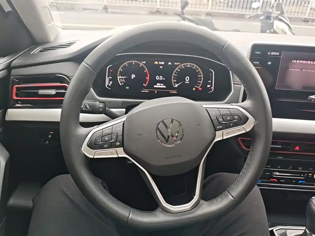 Volkswagen Lavida 2024 Model 300TSI DSG Starlight Leading Edition фото 11