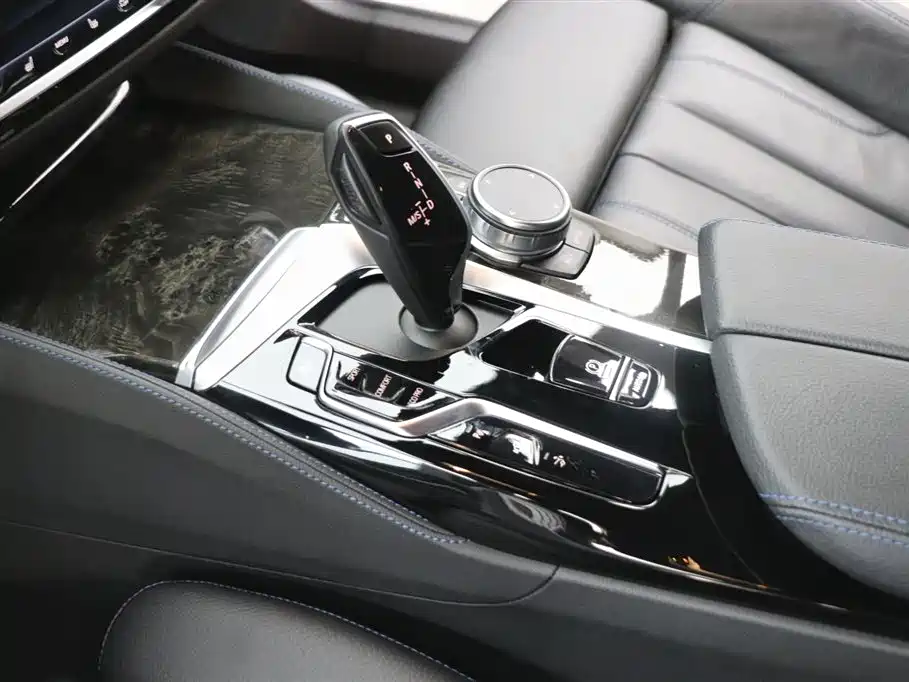 BMW 6 Series GT 2024 2022 Model 630i M Sport Package