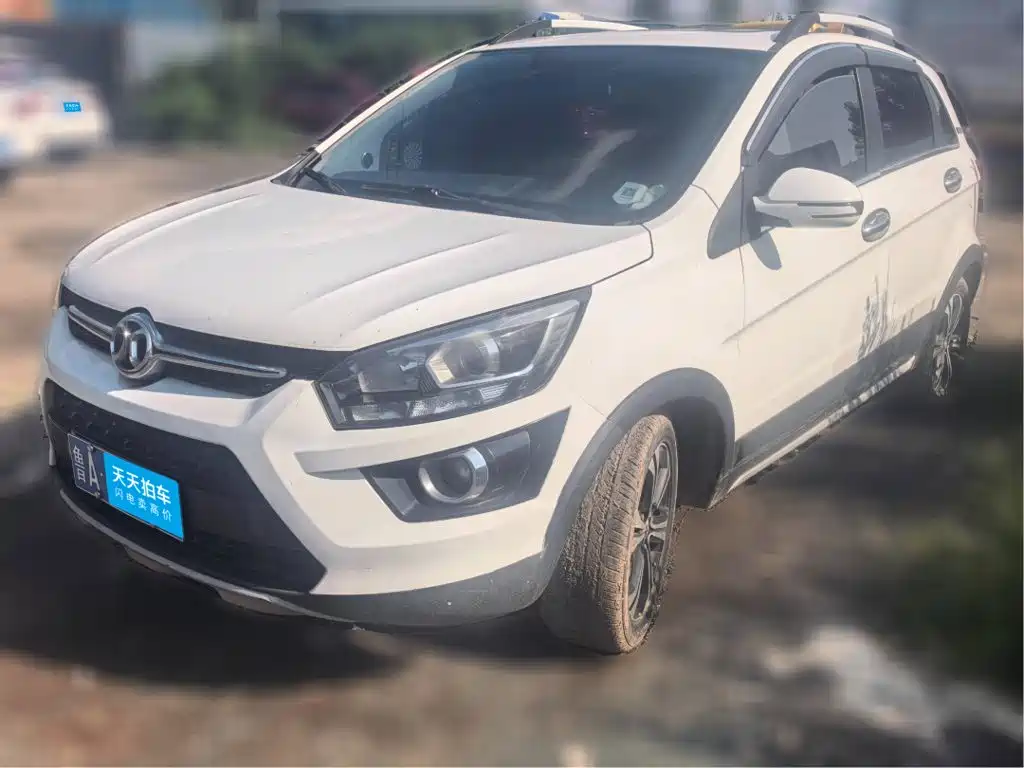 BAIC Senova X25 2016 2015 1.5L Automatic Elite