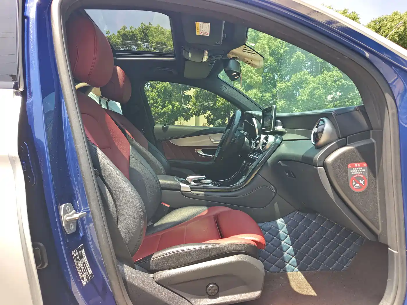 Mercedes-Benz GLC Coupe 2018 GLC 200 4MATIC Coupe SUV фото 12