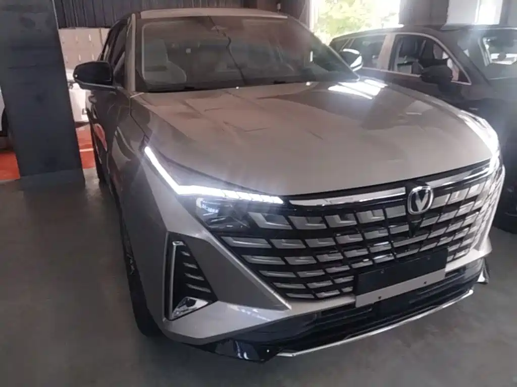 Changan UNI-Z 2025 2025 1.5T Luxury Edition