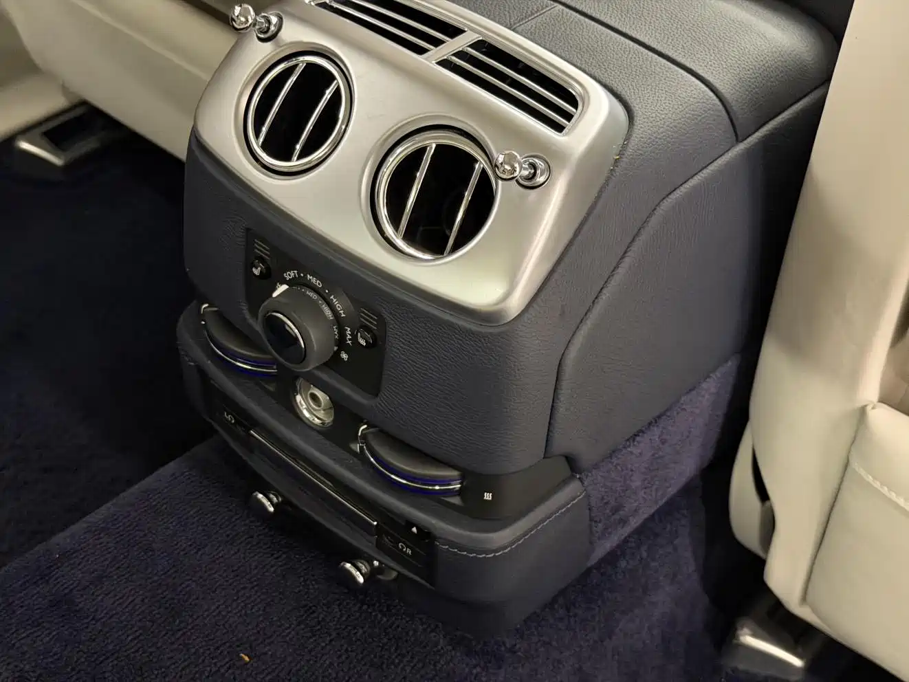 Фото 12 - Rolls-Royce Ghost