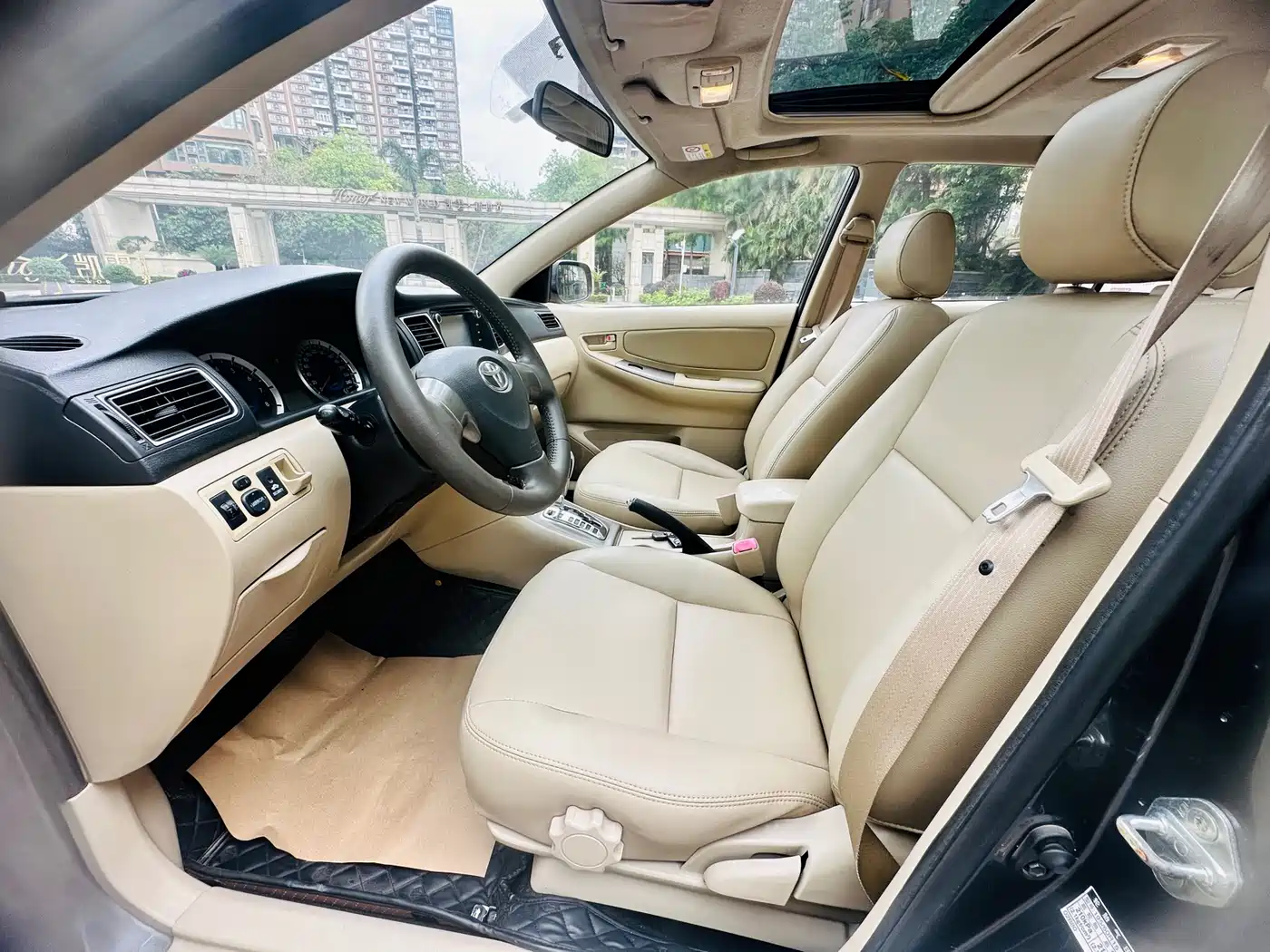 Toyota Corolla 2013 1.6L Automatic Excellence Edition фото 9