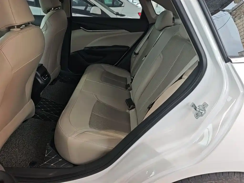 Buick Excelle 2017 15N Automatic Elite фото 17