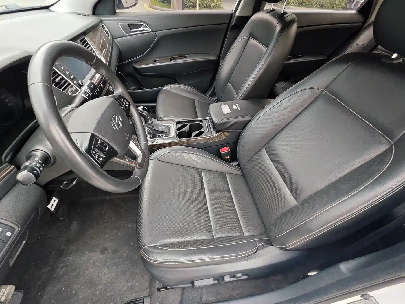 Hyundai Mistra 2014 1.8L Auto Premium DLX фото 7