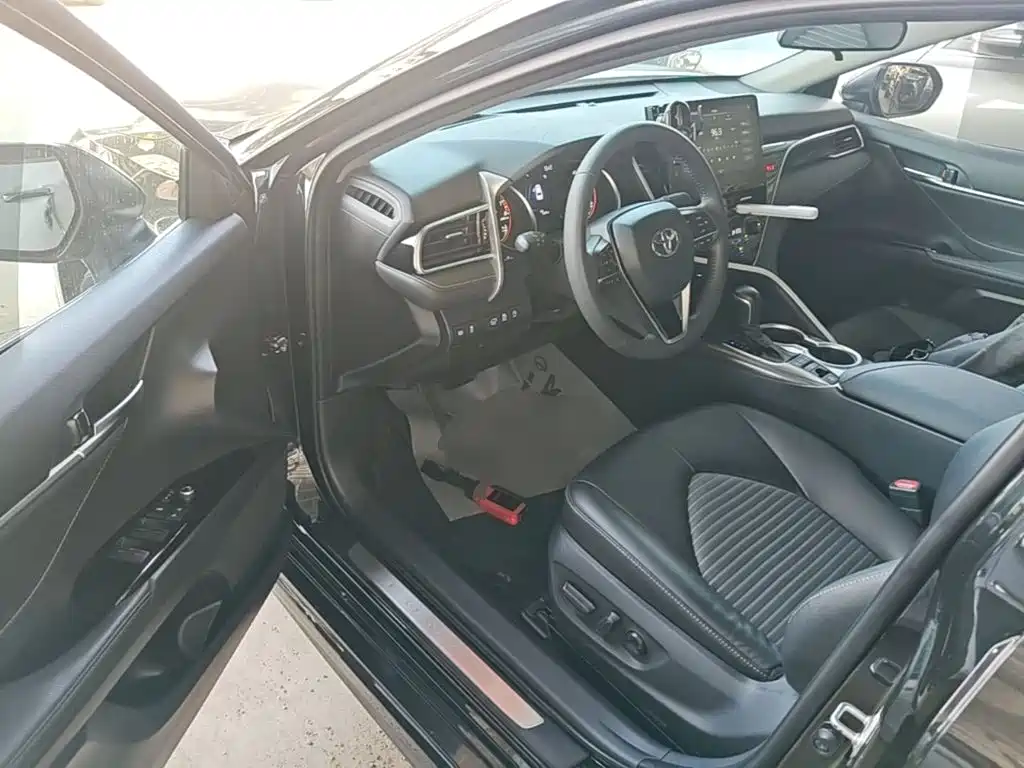 Toyota Camry 2023 2022 2.0S Knight Edition