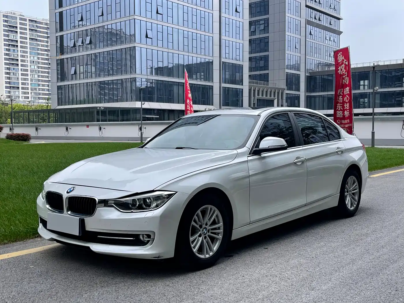 BMW 3 Series 2014 320Li Fashion