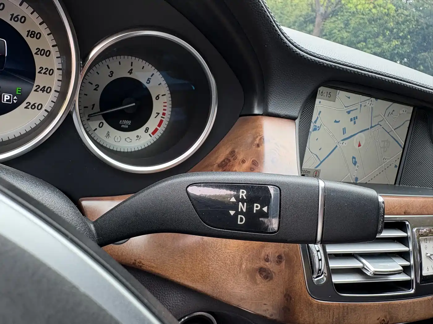 Mercedes-Benz CLS 2012 CLS 300 CGI фото 18