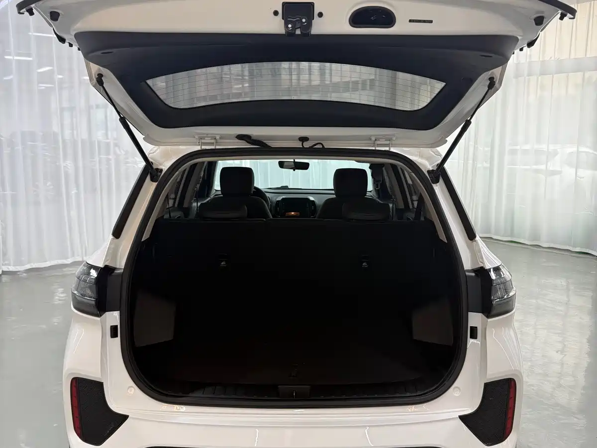 Hyundai Beijing Hyundai ix35 2021 240TGDi DCT 2WD GLS Leading Edition фото 10