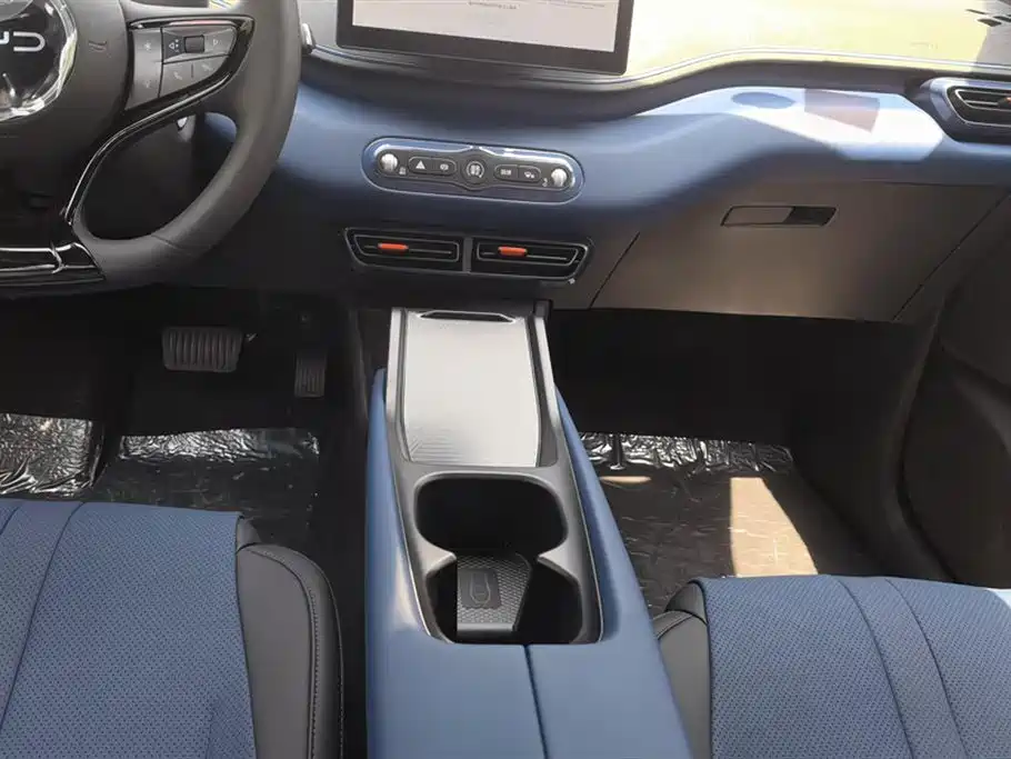 BYD Seagull 2025 Smart Drive Edition 305km Vitality Version фото 16