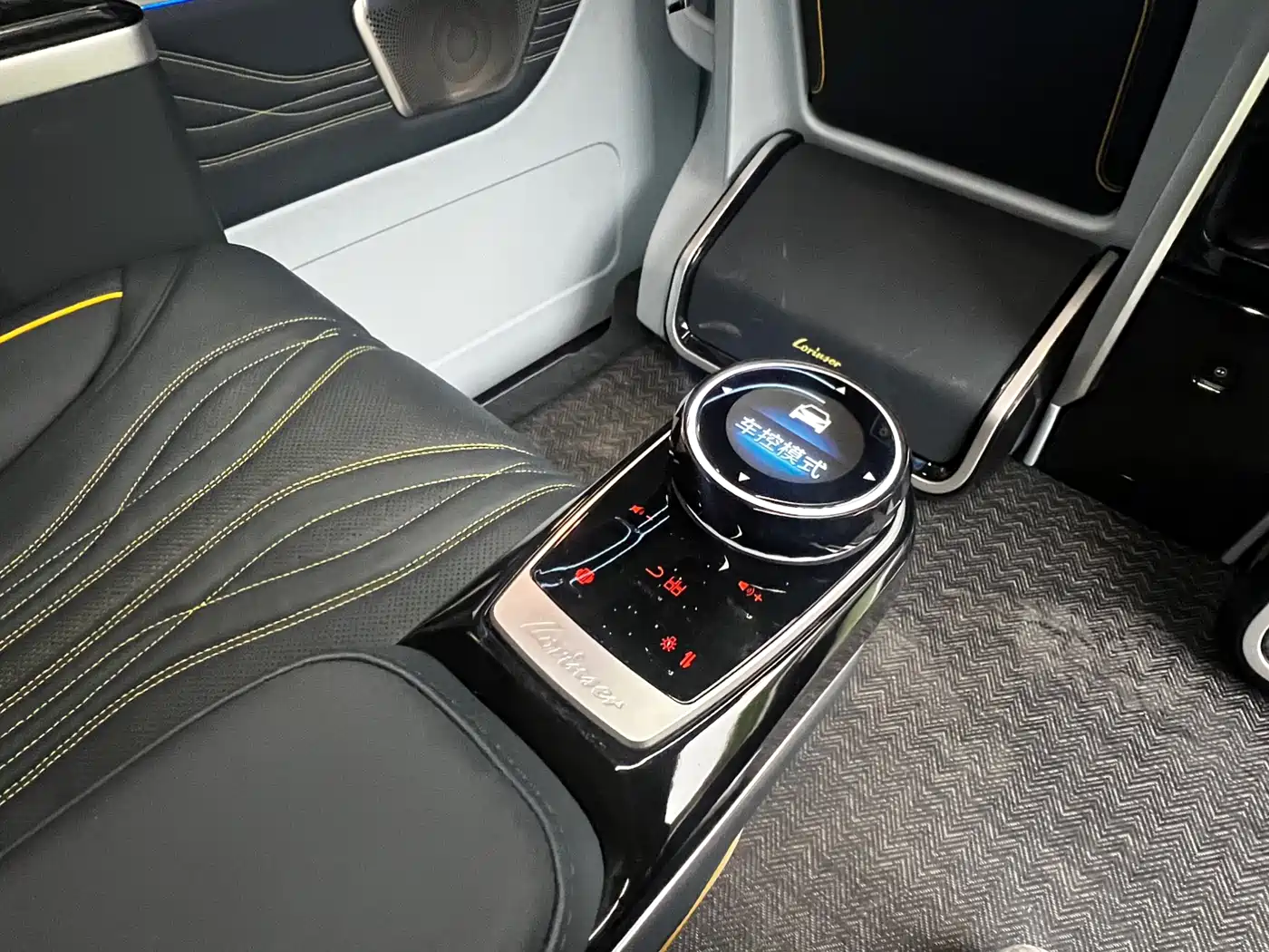 Lorinser VS Series 2021 VS600MX Gulfstream Harmony фото 11