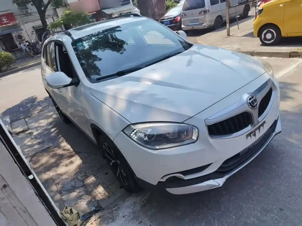 2016 Zhonghua V5