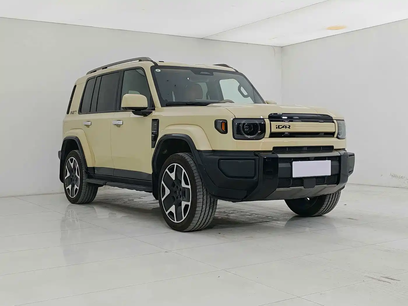 iCAR V27 2026 2026 200KM AWD Falcon 500