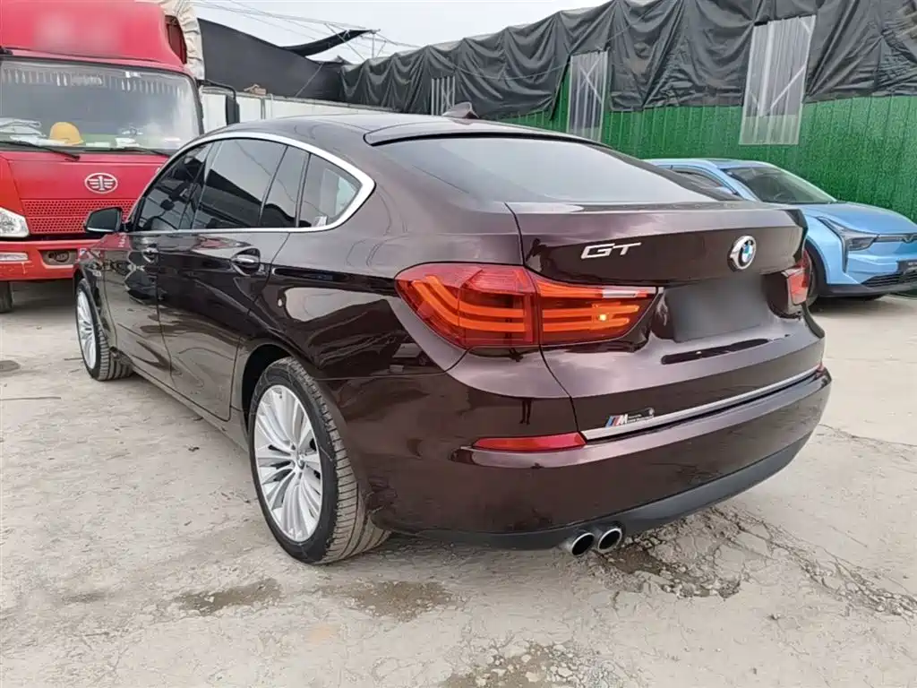 BMW 5 Series GT 2014 528i Luxury фото 5