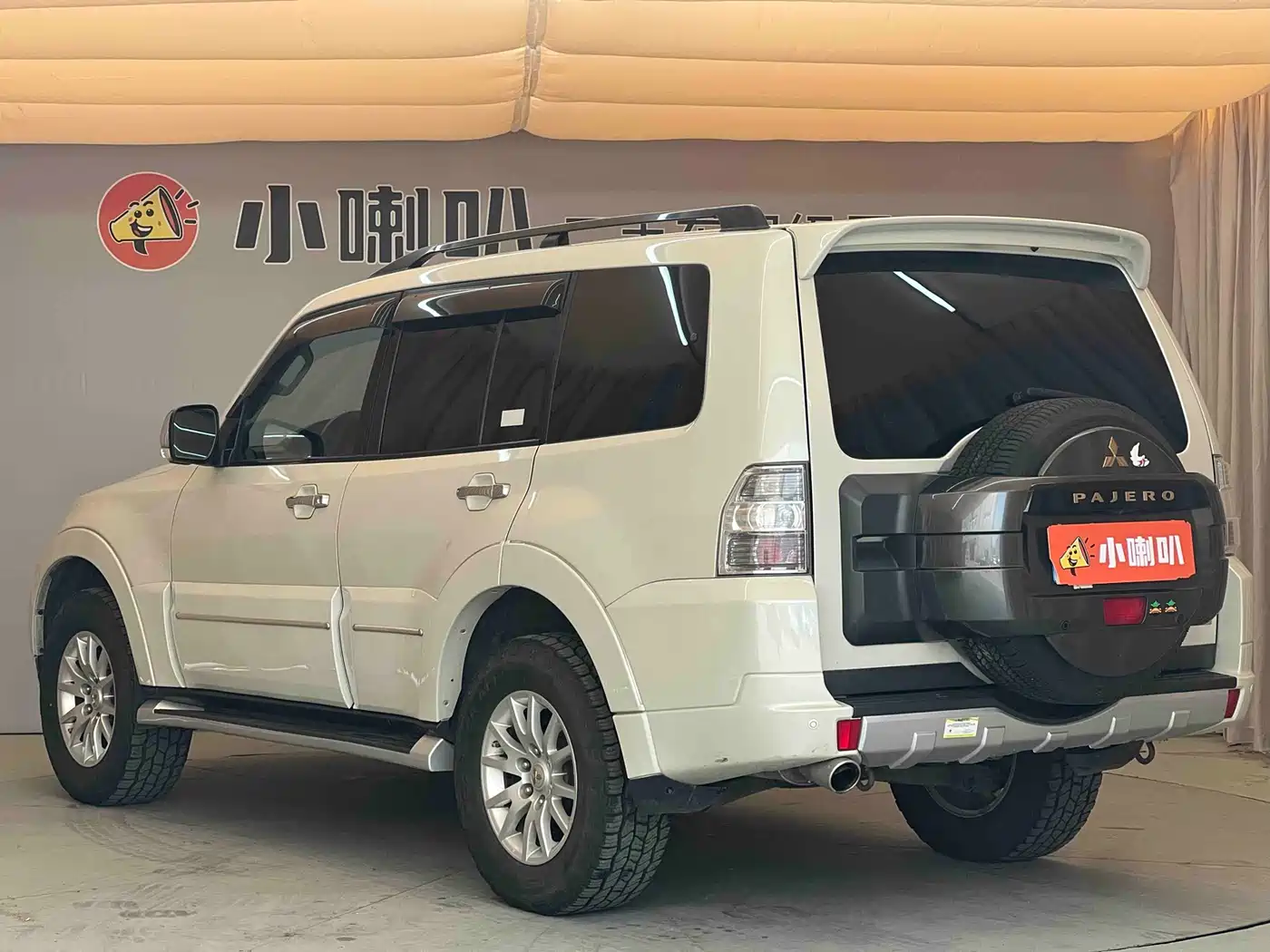Mitsubishi Pajero (Import) 2016 3.0L Automatic Premium (China V) фото 6