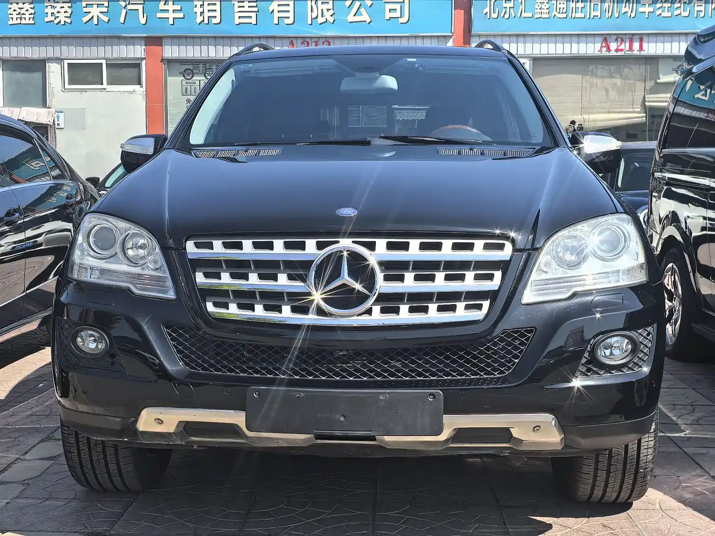 Mercedes-Benz M-Class 2008 Model ML 500 4MATIC фото 2