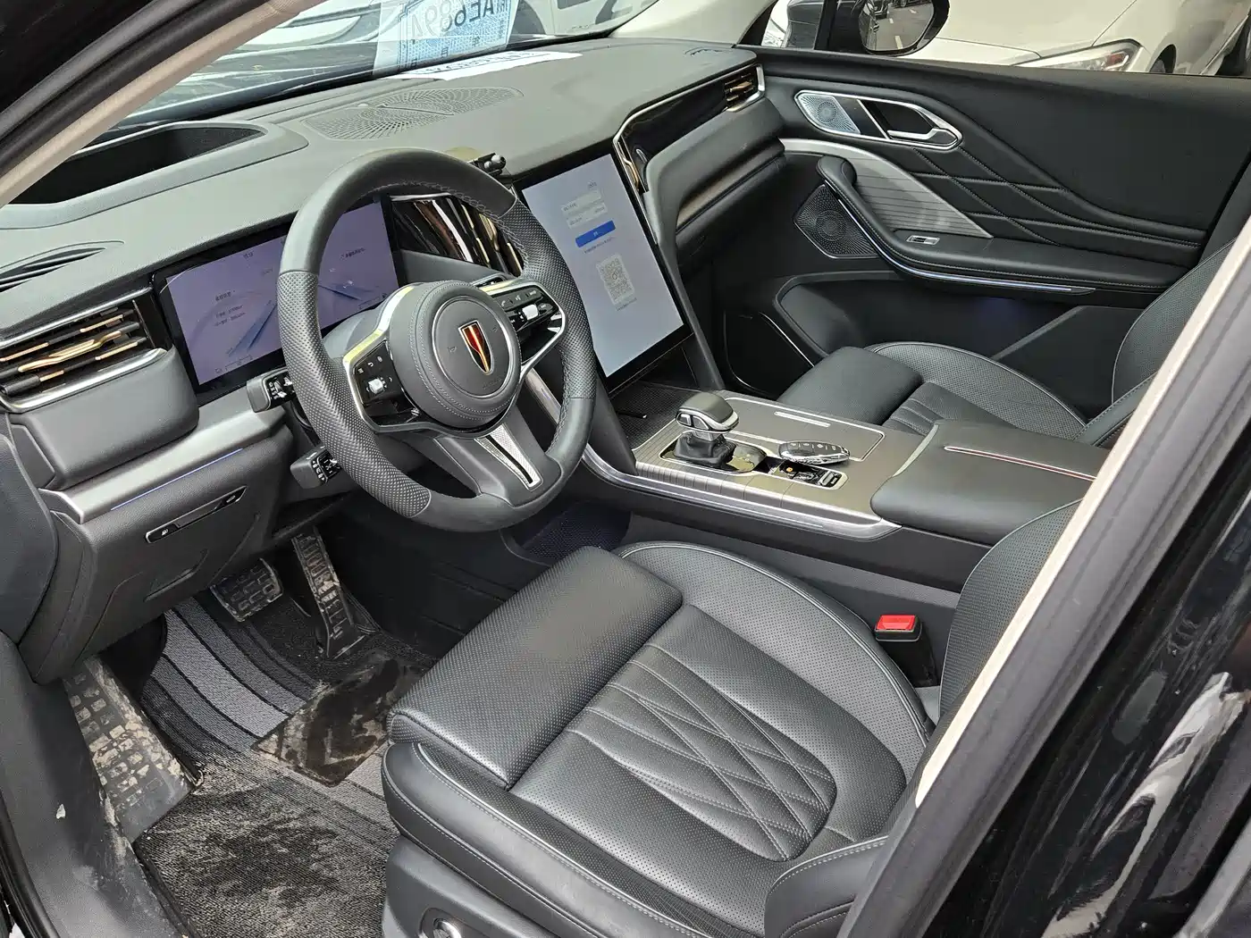 Hongqi HS7 PHEV 2024 2.0T PHEV AWD Flagship 6-Seater фото 7