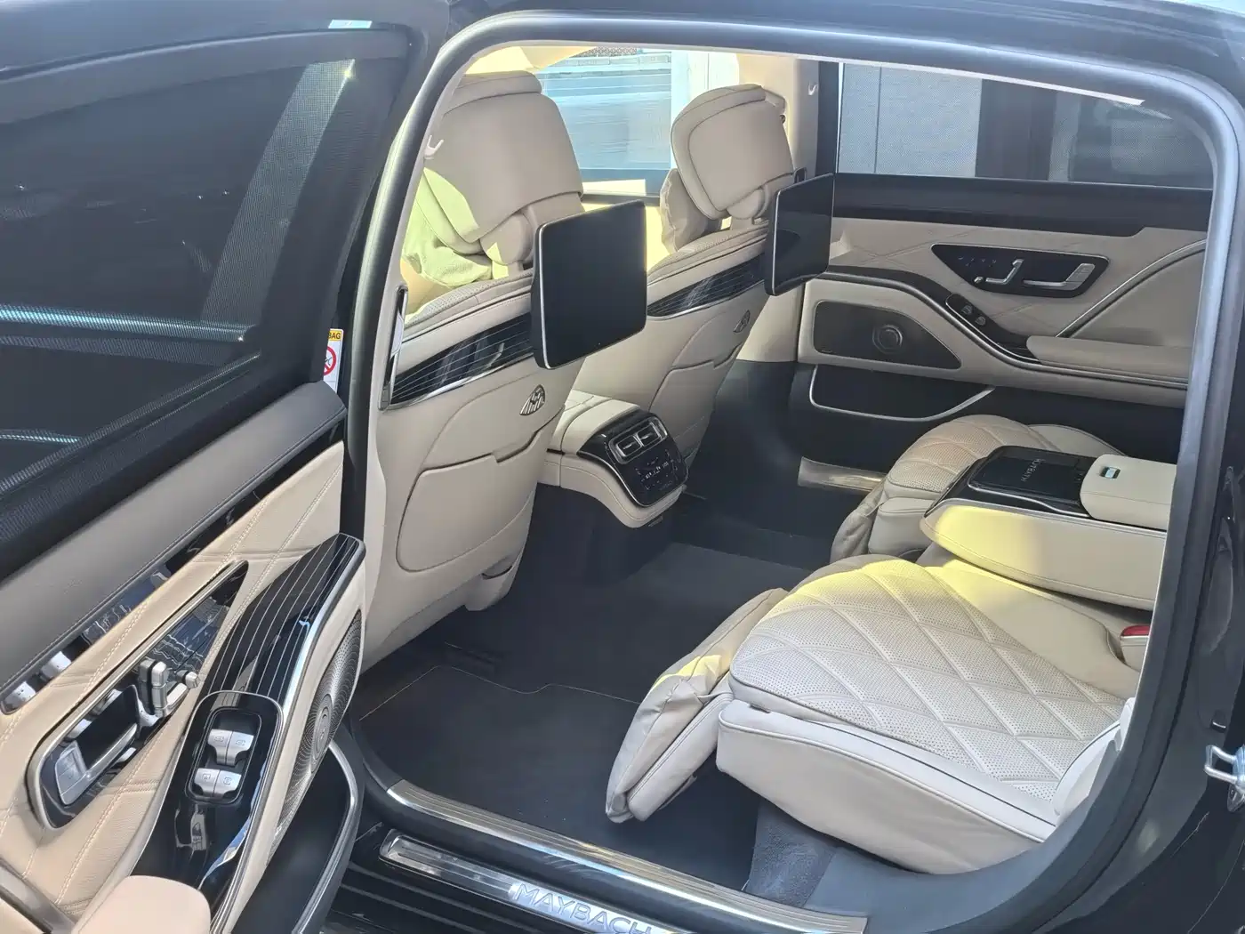 Mercedes-Benz Maybach S-Class 2023 S 480 4MATIC фото 8