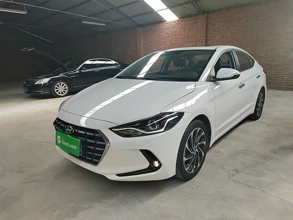 Hyundai Elantra 2019 1.5L CVT Smart Elite
