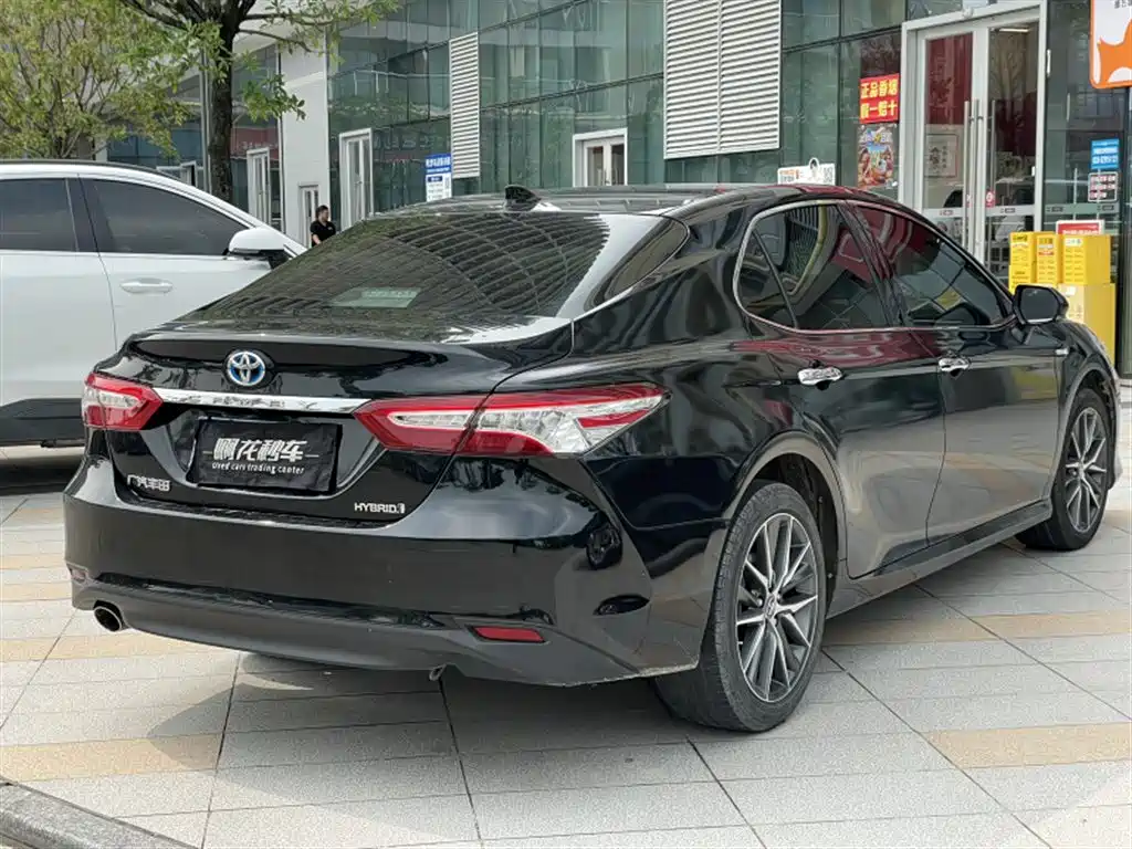 Toyota Camry 2022 2021 Hybrid 2.5HG Luxury Edition