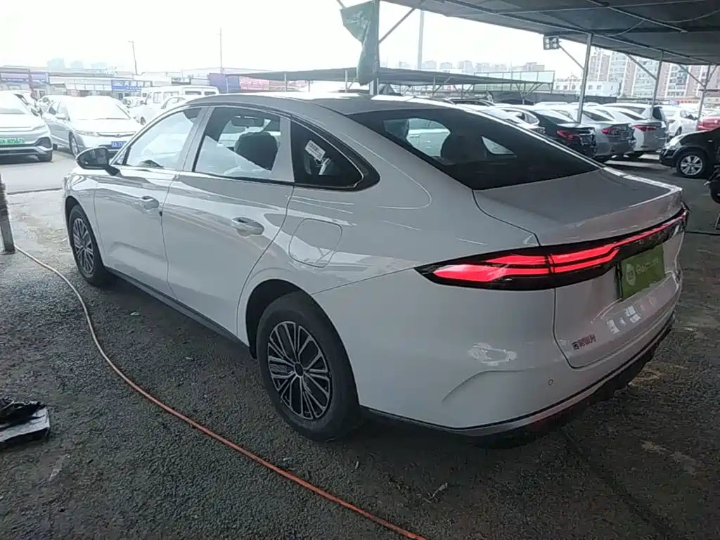 Geely Galaxy Galaxy Stellar 6 2026 2025 60km Voyager Edition